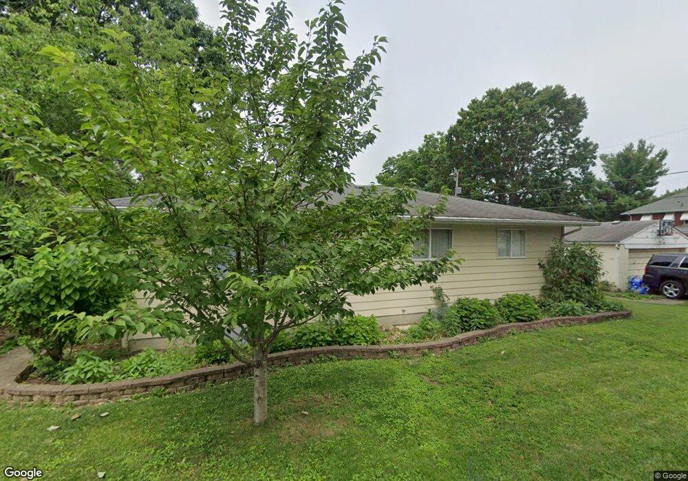 192 E Jeffrey Place, Columbus, OH 43214 - photo 1