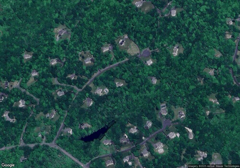 136 Hemlock Ridge Rd, Southbury, CT 06488 - photo 1