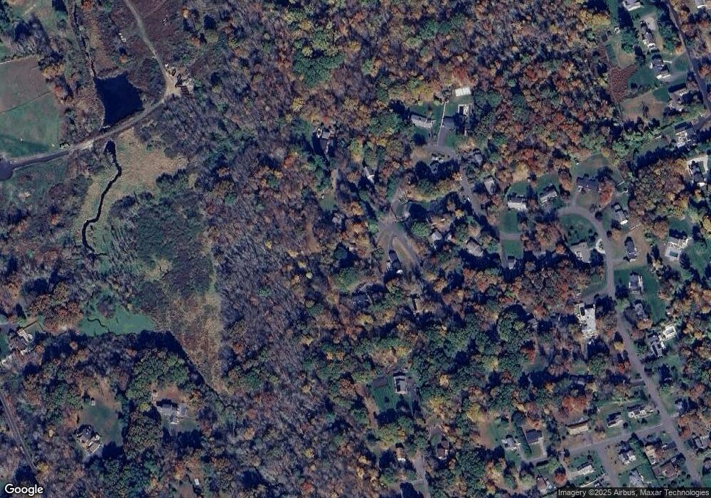 105 Westwood Dr, Middlebury, CT 06762 - photo 1