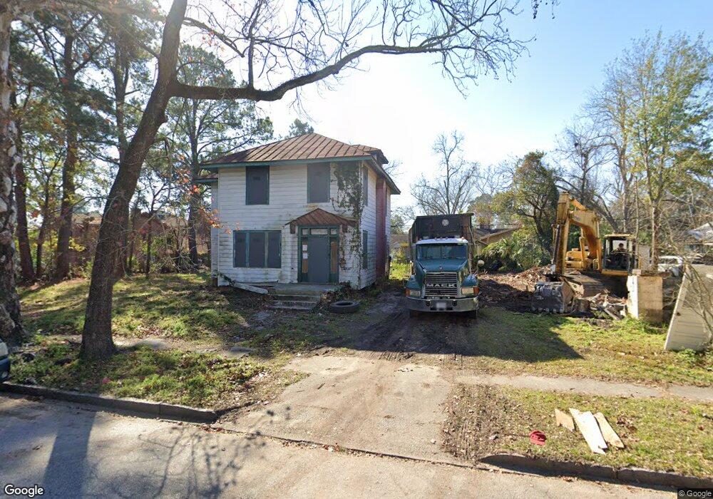 733 E 35th St, Savannah, GA 31401 - photo 1