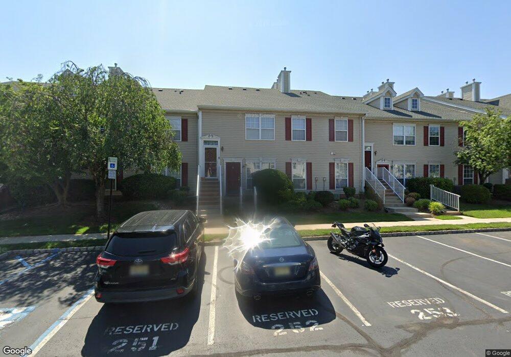 18 Columbus Dr unit B1, Franklin Park, NJ 08823 - photo 1