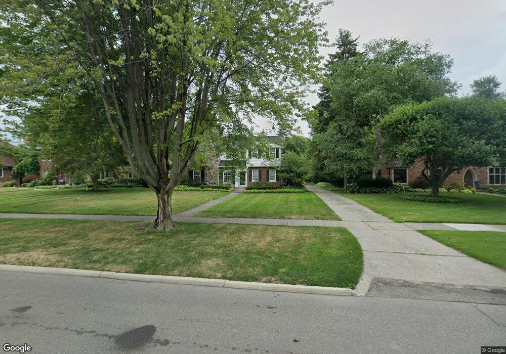 1150 Buckingham Rd, Grosse Pointe Park, MI 48230 - photo 1