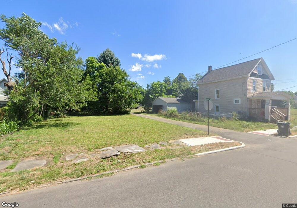 811 10th St NW, Canton, OH 44703 - photo 1