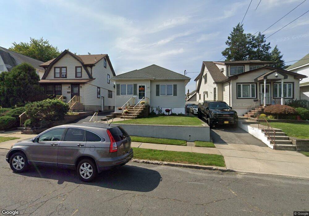 713 3rd St, Lyndhurst, NJ 07071 - photo 1