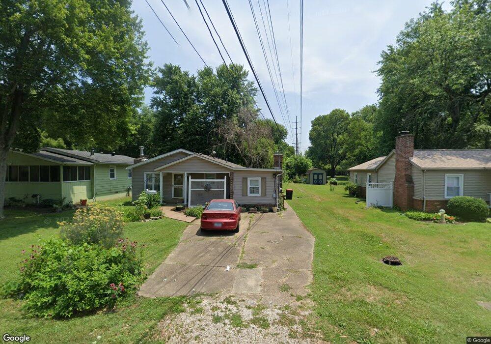 319 Cypress St, Newburgh, IN 47630 - photo 1