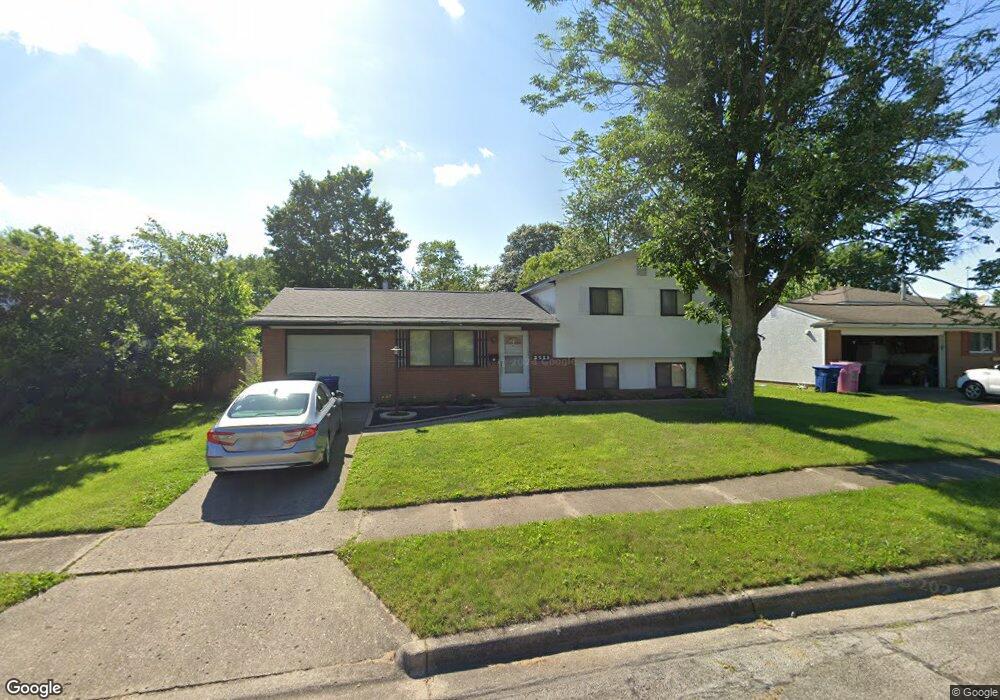 2511 Lipton Rd, Columbus, OH 43232 - photo 1