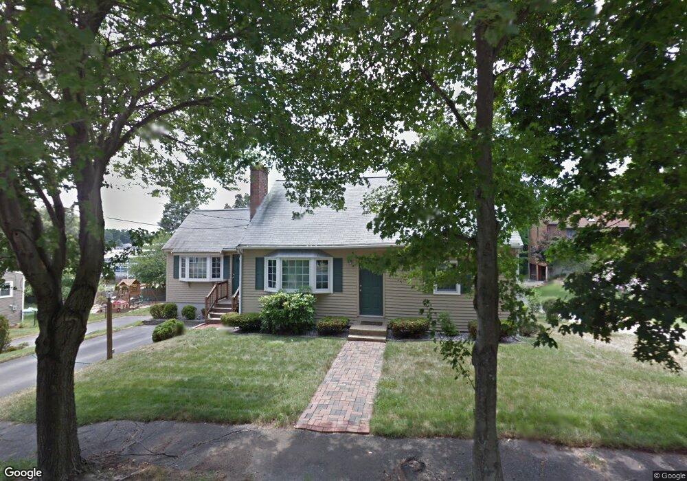 4 Phillips St, Woburn, MA 01801 - photo 1