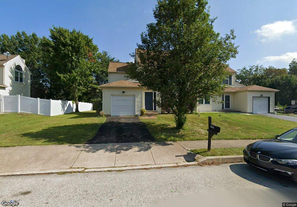 2400 Cambridge Cir, Hatfield, PA 19440 - photo 1