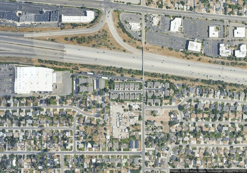 269 E Twin Bridges Ln unit 15, Midvale, UT 84047 - photo 1