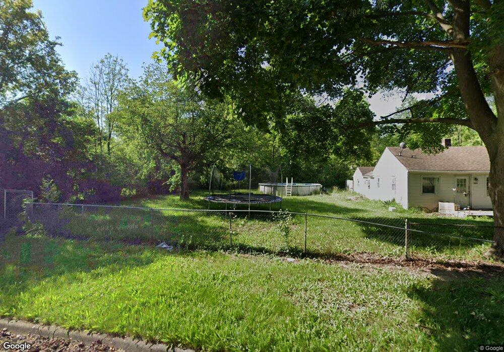 1383 W Cass Ave, Flint, MI 48505 - photo 1