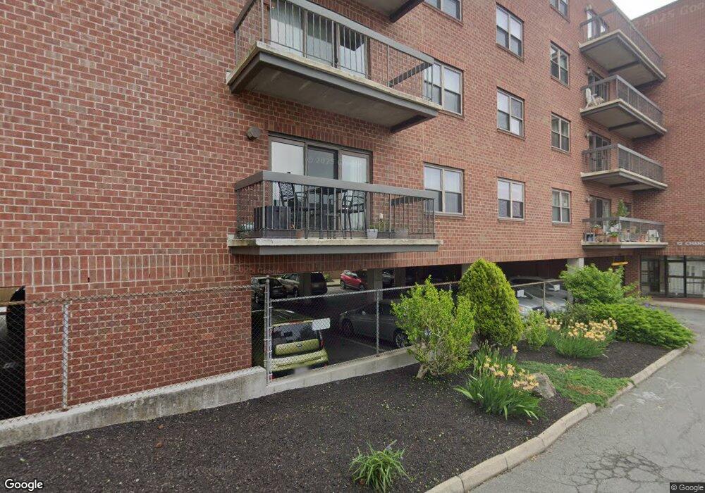 12 Chancery Ct unit PH6, Lynn, MA 01902 - photo 1