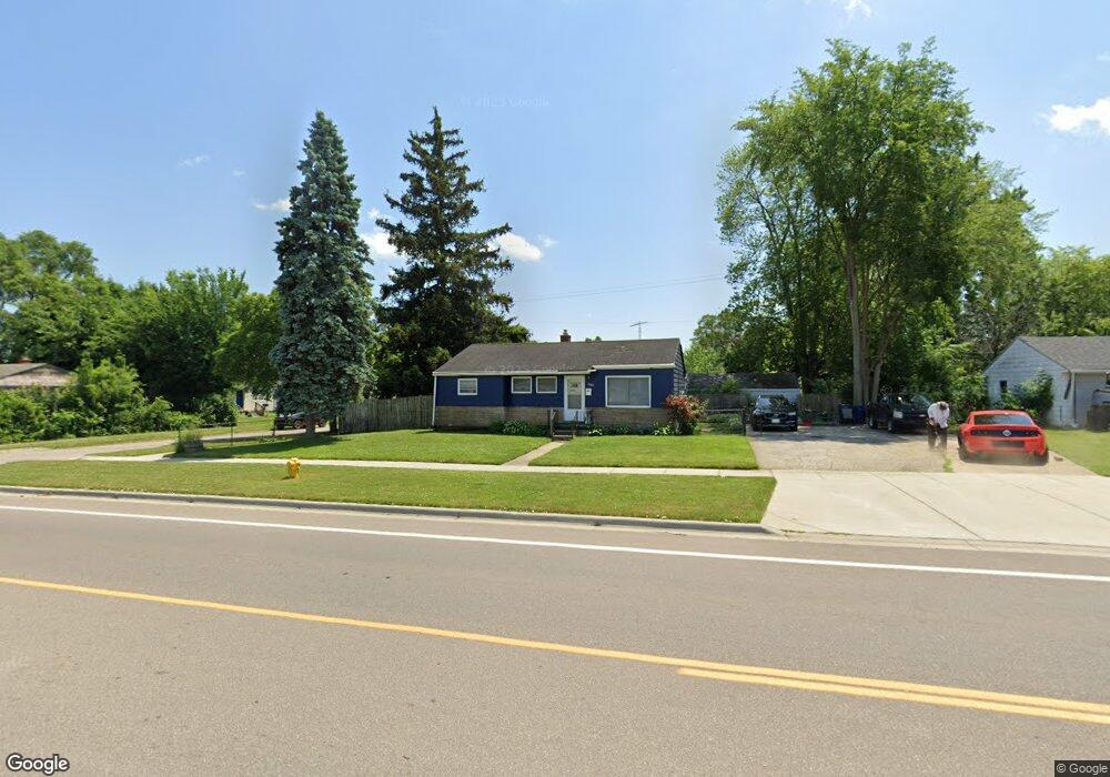 1110 E Atherton Rd, Flint, MI 48507 - photo 1