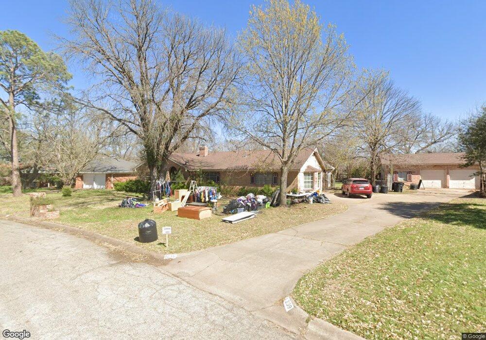 1239 Wedgewood Dr, Cleburne, TX 76033 - photo 1