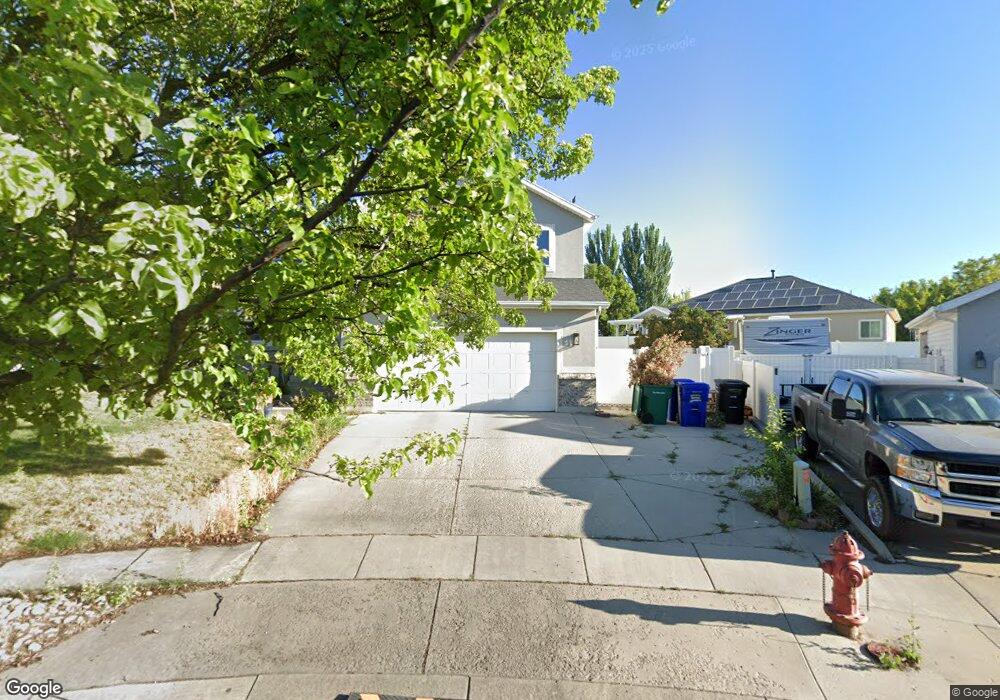 4906 Village Glen Cir, West Jordan, UT 84081 - photo 1