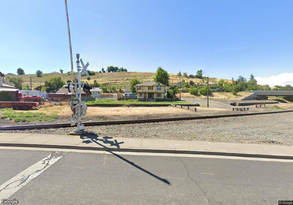 1304 SE Court Place, Pendleton, OR 97801 - photo 1