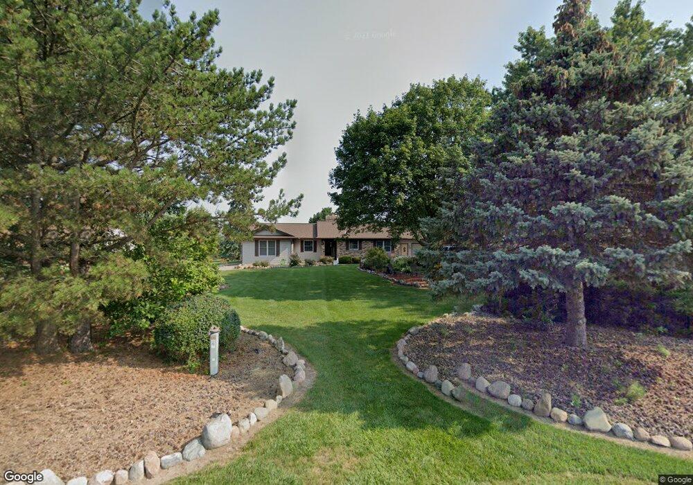 9289 Bradley Rd, Frankenmuth, MI 48734 - photo 1