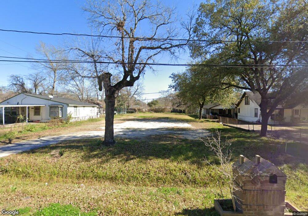 9126 Shady Dr, Houston, TX 77016 - photo 1