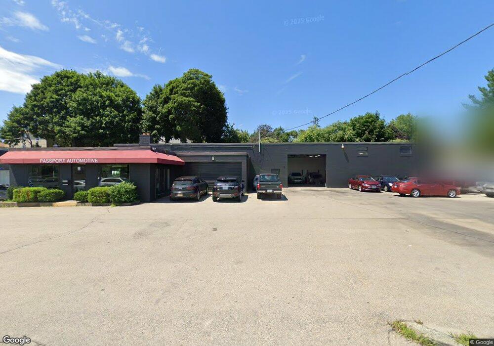 50 W Budlong Rd, Warwick, RI 02886 - photo 1