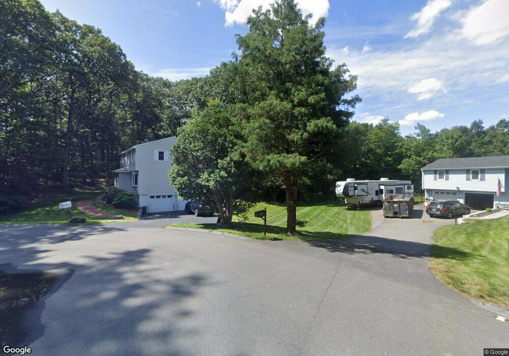 5 Halloway Ln, Northborough, MA 01532 - photo 1