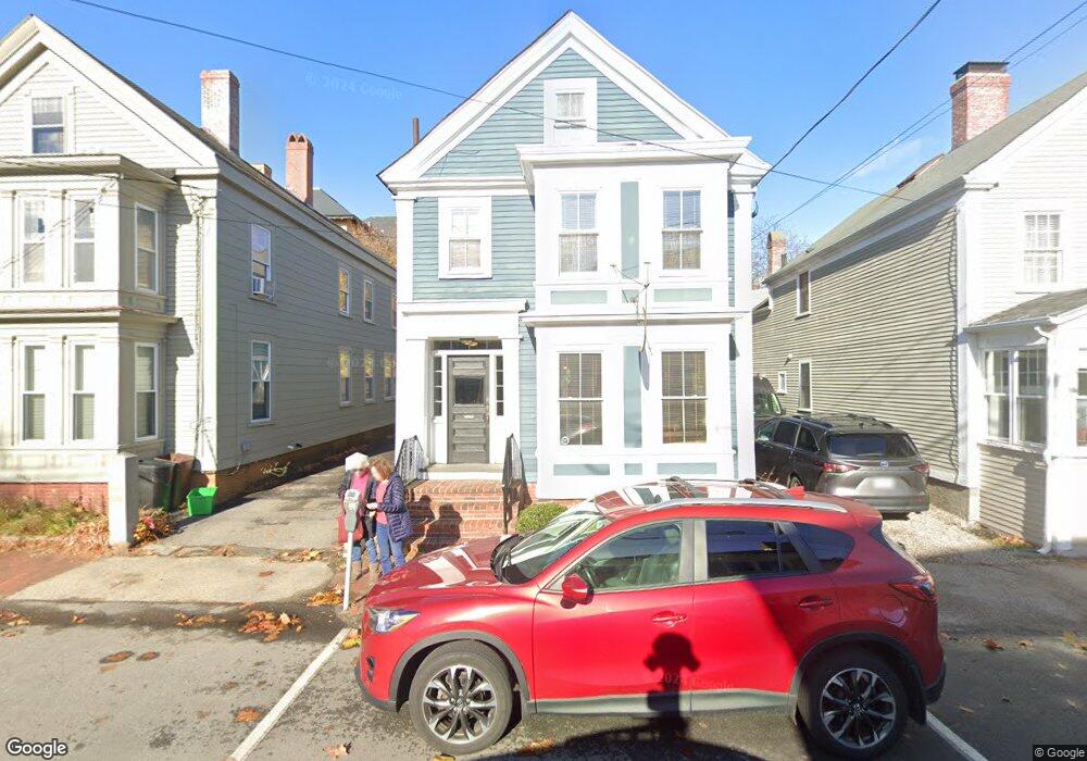 487 State St unit 2, Portsmouth, NH 03801 - photo 1