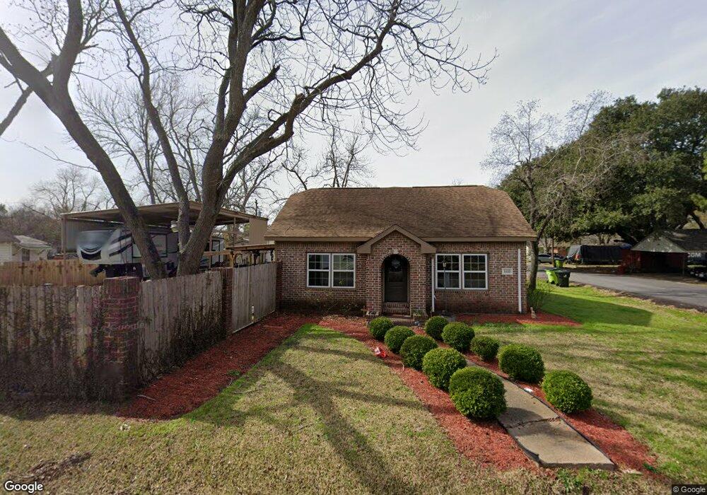 1600 7th St, Rosenberg, TX 77471 - photo 1