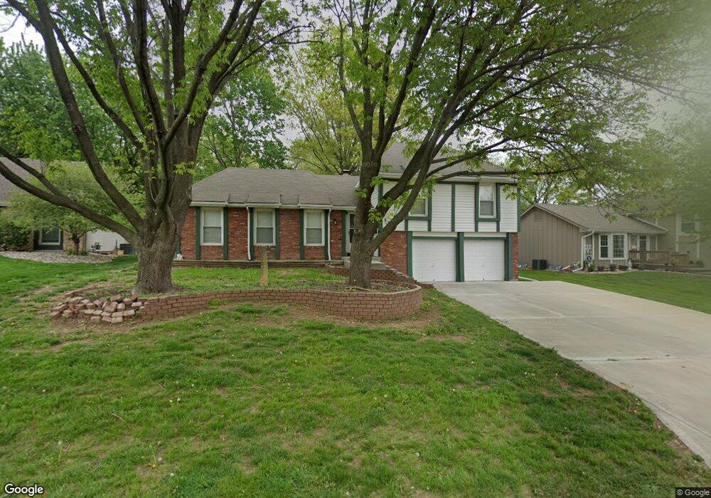 8947 Widmer Rd, Lenexa, KS 66215 - photo 1