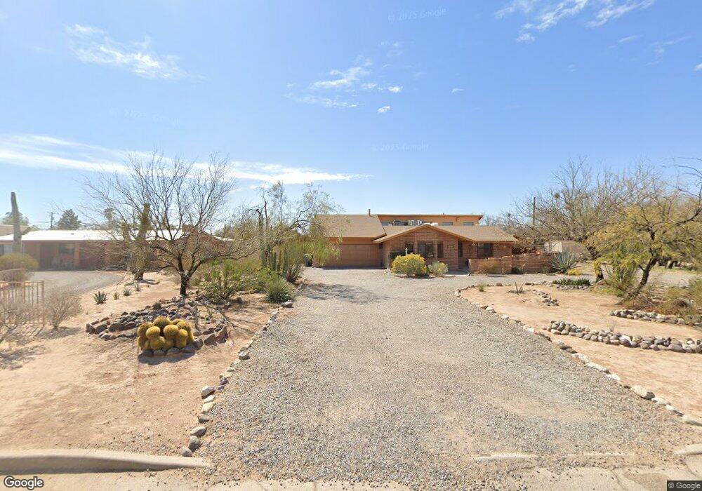 2214 E Greenlee Rd, Tucson, AZ 85719 - photo 1