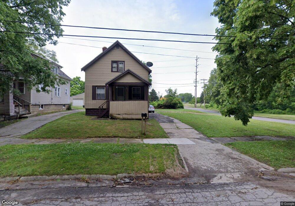 1702 Kansas Ave, Flint, MI 48506 - photo 1