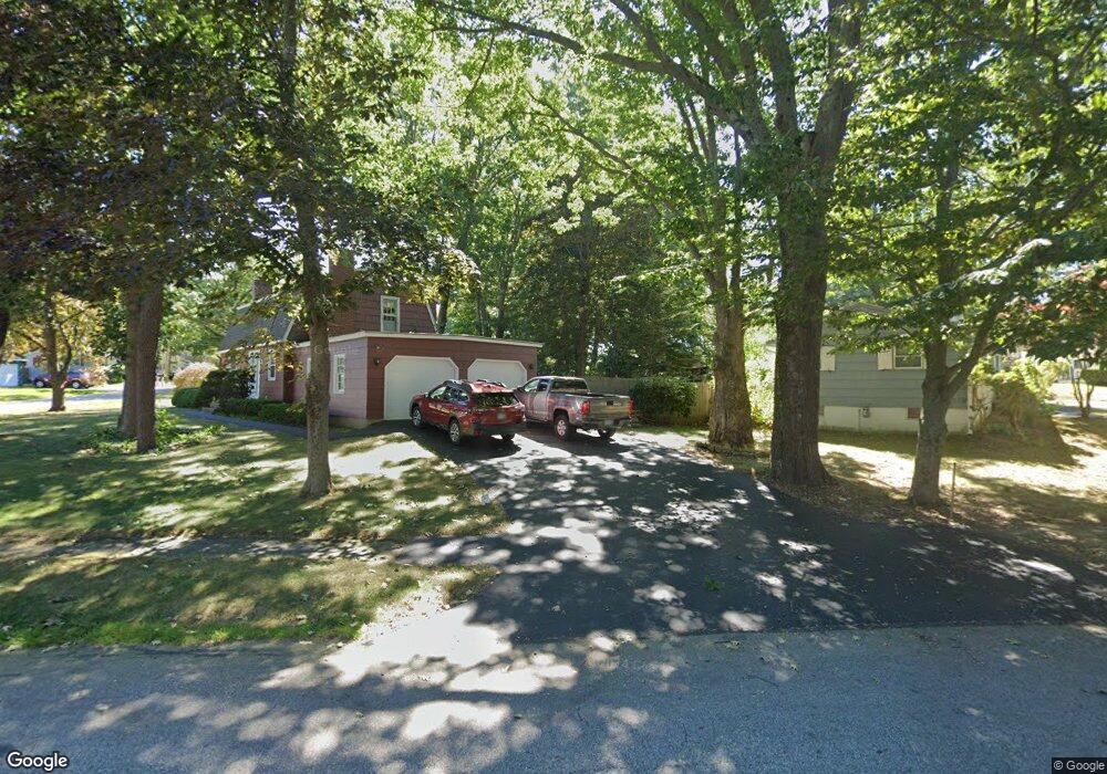 28 Mariette Dr, Portsmouth, NH 03801 - photo 1