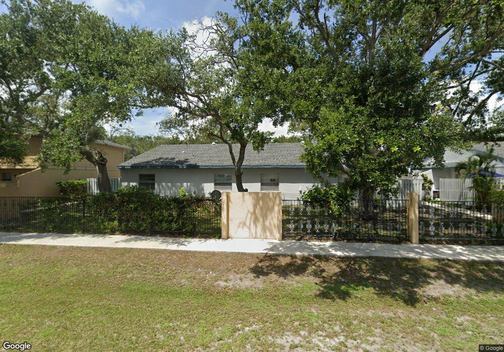 2015 Oleander Blvd unit B, Fort Pierce, FL 34950 - photo 1