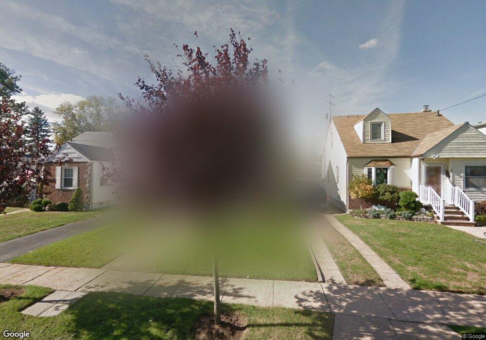 77 Mayfair Ave, West Hempstead, NY 11552 - photo 1