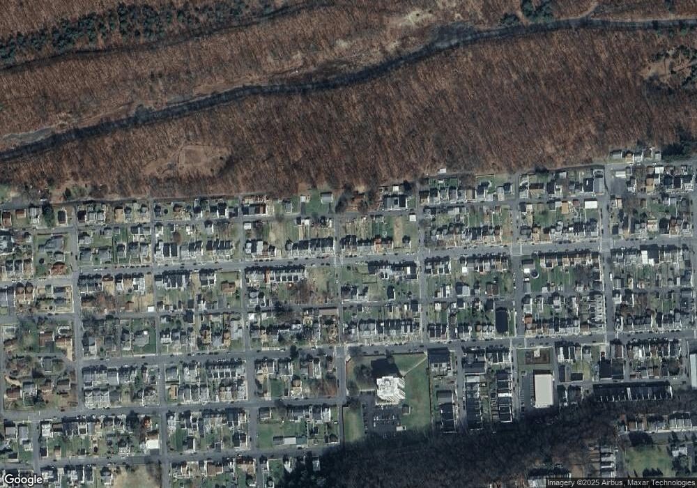 1347 W Walnut St, Coal Township, PA 17866 - photo 1