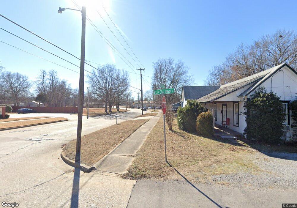 303 W Claremore St, Claremore, OK 74017 - photo 1