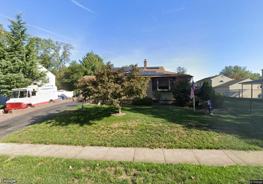 320 Shepherd Ave, Middlesex, NJ 08846 - photo 1