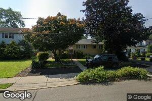 4 Avenue B, Helmetta, NJ 08828
