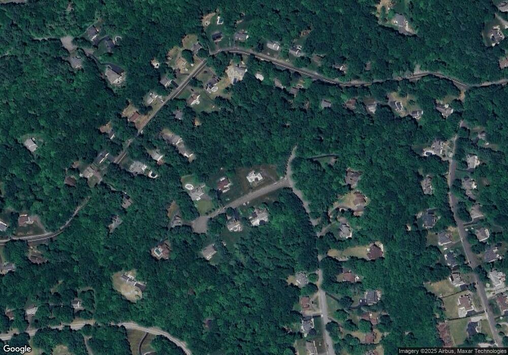 11 Pinemeadow Dr, Glastonbury, CT 06033 - photo 1