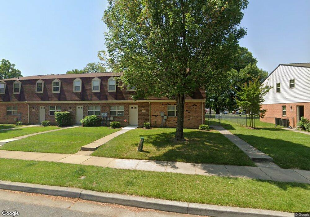 664 W Kingsway Rd, Middle River, MD 21220 - photo 1