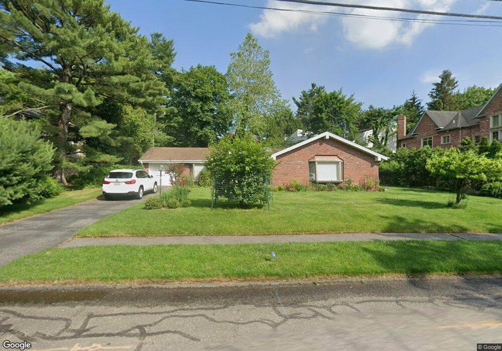 7 Halsey Ln, Closter, NJ 07624 - photo 1