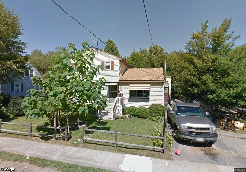 7 Winnegance Ave, Peabody, MA 01960 - photo 1