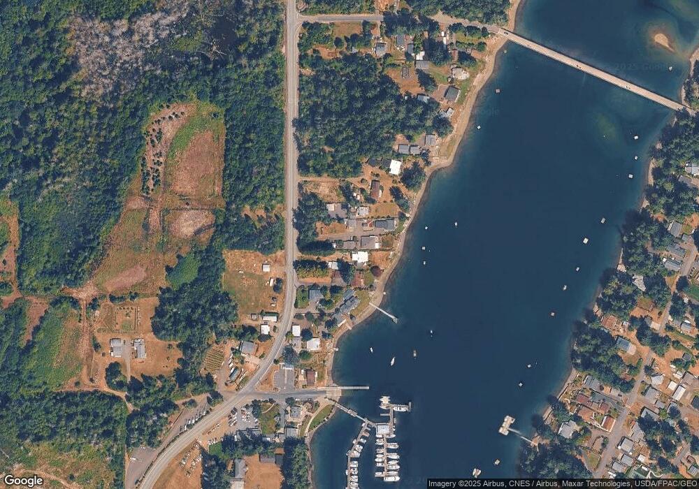 5200 E Grapeview Loop Rd, Allyn, WA 98524 - photo 1