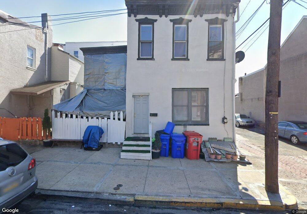 834 Buttonwood St, Reading, PA 19601 - photo 1