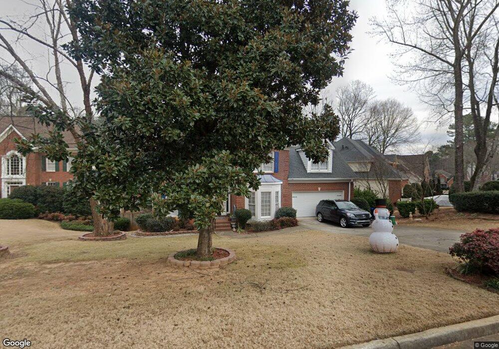 385 Wildwood Lake Ct, Suwanee, GA 30024 - photo 1