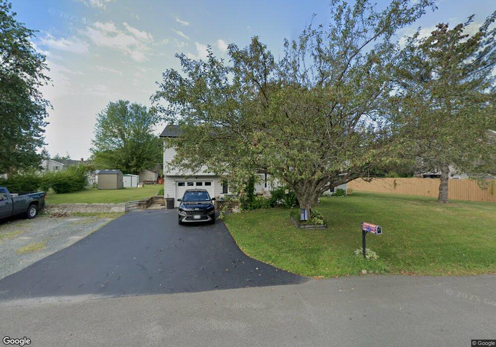 6 Crescent Dr, Castleton On Hudson, NY 12033 - photo 1