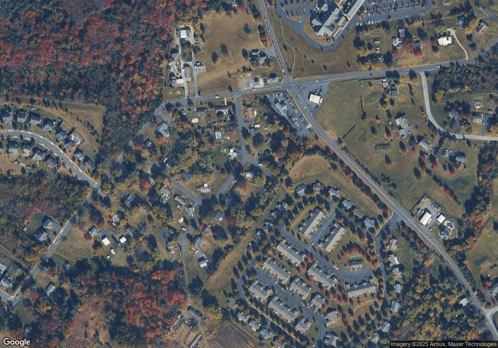 18 Roberta Ln, Royersford, PA 19468 - photo 1