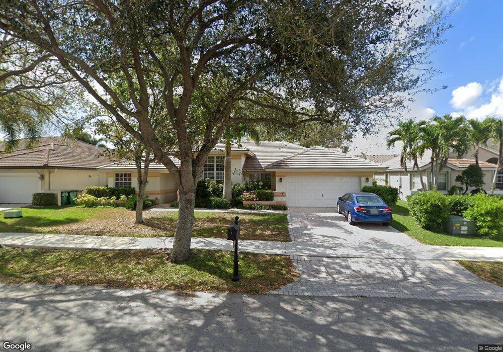 2803 E Abiaca Cir, Davie, FL 33328 - photo 1