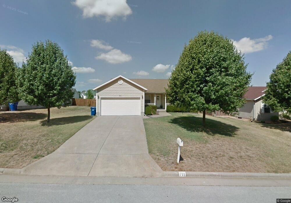 711 S Eastridge, Nixa, MO 65714 - photo 1