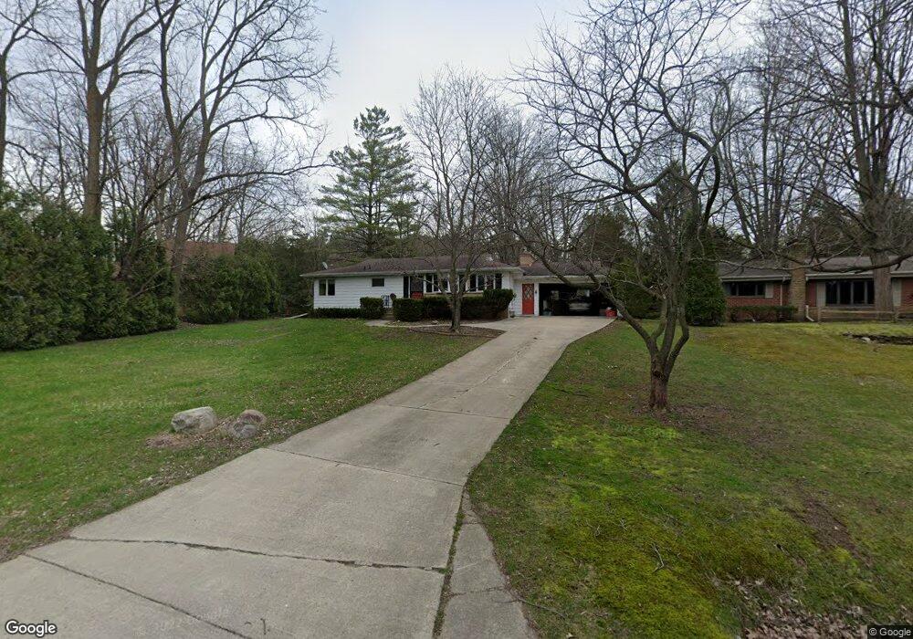 4512 Cedardale Ln, Flushing, MI 48433 - photo 1