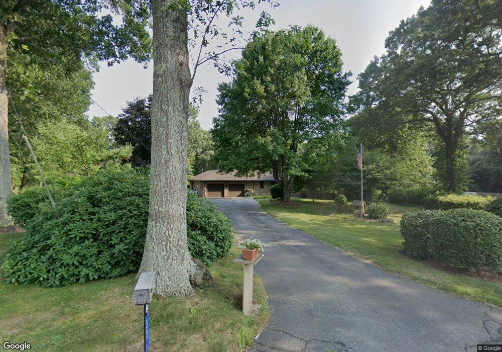 33 Vezina Dr, Danielson, CT 06239 - photo 1