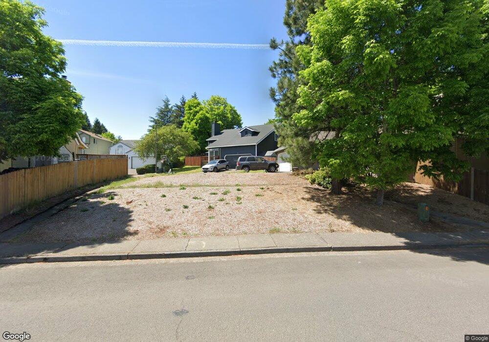 9075 SW Davies Rd, Beaverton, OR 97008 - photo 1