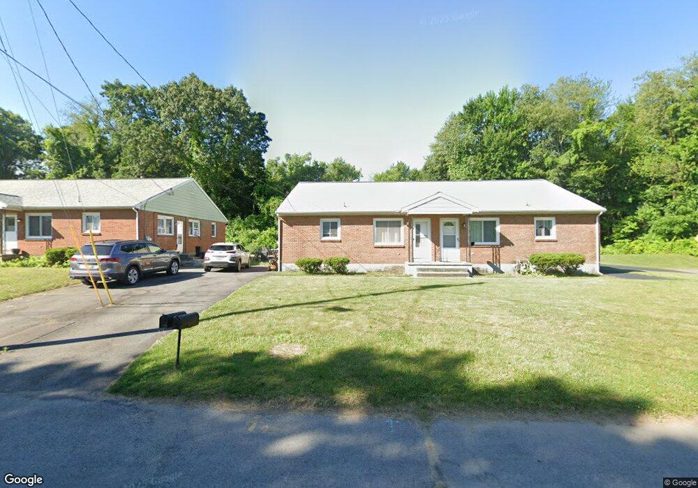 1 B Saybrook Dr, Latham, NY 12110 - photo 1